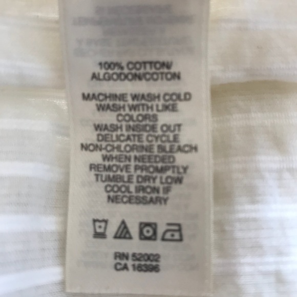 🌸 DKNY Off White Loose Fitting Blouse - Picture 8 of 8